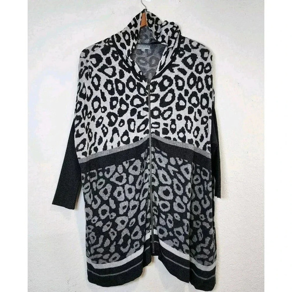 Joseph A Sweater Cardigan  Hooded Women L Gray Leopard Print  Zip Cozy Zip Front - Picture 1 of 12
